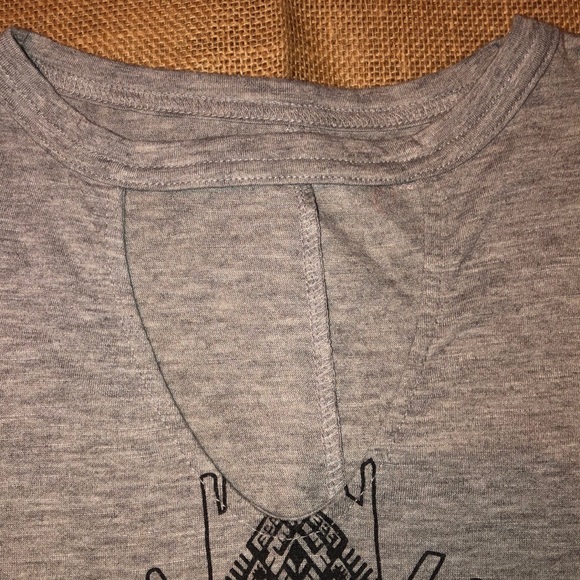 Jessica Simpson Cold Shoulder Top - Picture 5 of 8